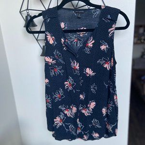 Banana Republic Sleeveless Blouse
